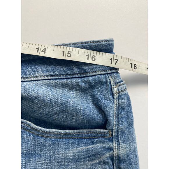 Studio Blue Light Wash Denim Distressed Jeans Women's Size 31 - Picture 4 of 7